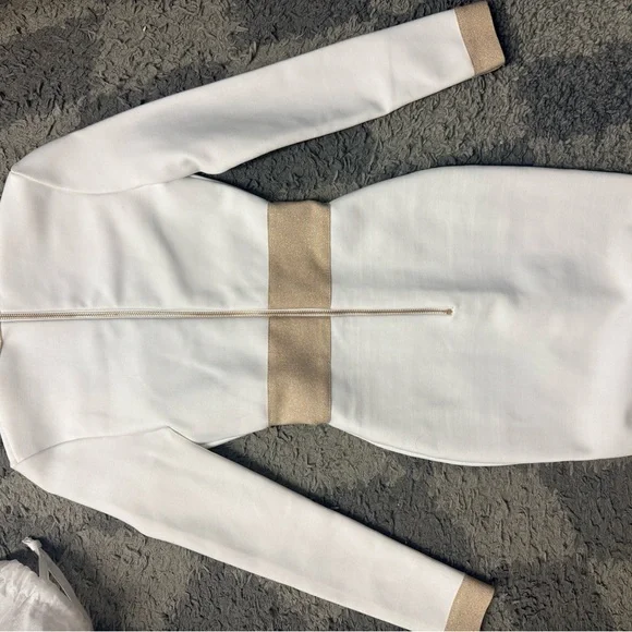 White and Gold V-Neck Long Sleeve Dress - Picture 3 of 7